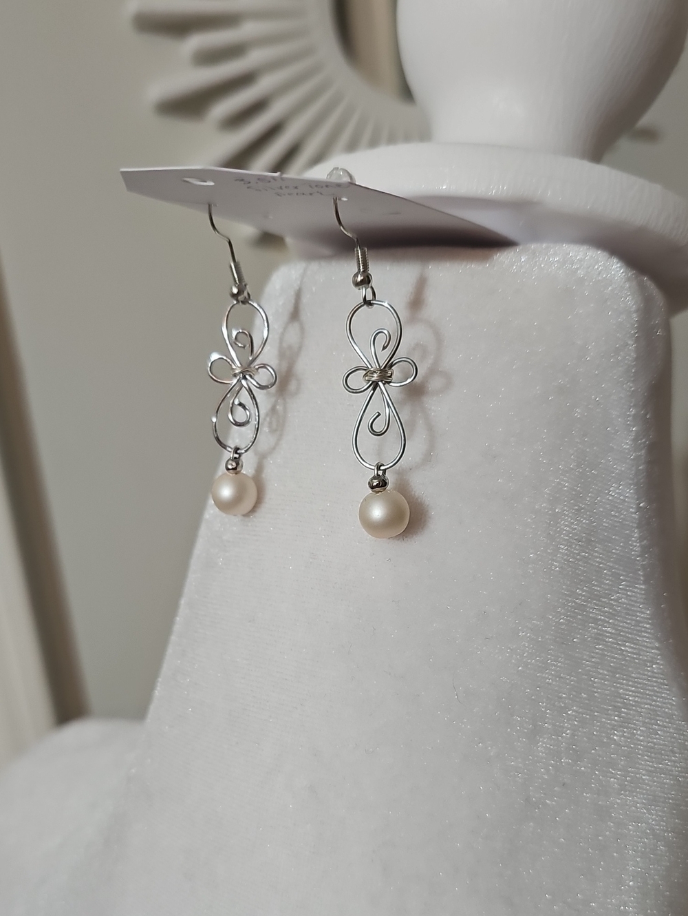 Elegant Silver Pearl Drop Earrings - Cream Pearl Dangle